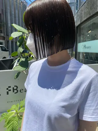 ショート カラー センターパート/ 暖色カラーayuのヘアスタイル