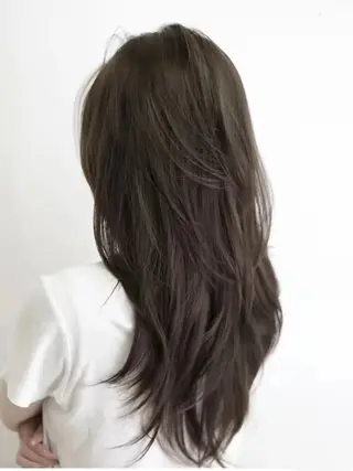ロング 星野 晴香のヘアスタイル