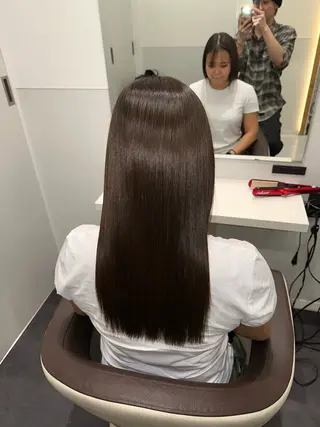 セミロング 美髪特化✨ 伊織✨縮毛矯正✨のヘアスタイル