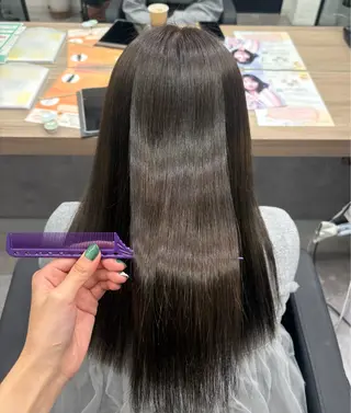 ロング カラー COCO .のヘアスタイル