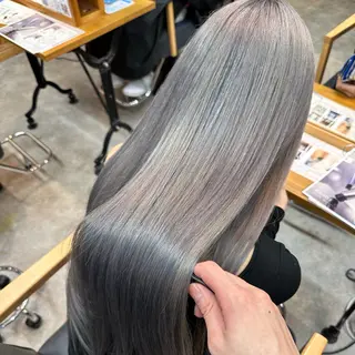 ロング ブリーチ屋さん/ブリ ーチ矯正🫧あずみのヘアスタイル