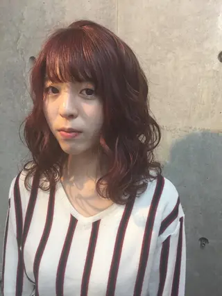 ミディアム カラー 及川 光のヘアスタイル