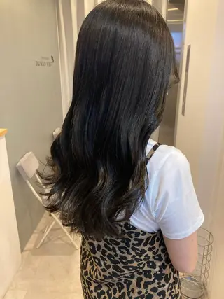 ロング ✨色持ちの良い艶 カラー✨蟹江真世のヘアスタイル