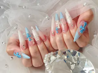 ネイル bijou nails　蓮のネイルデザイン