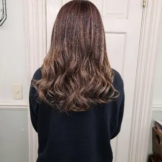 ロング カラー 近藤 那果のヘアスタイル