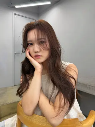 ロング カラー ヘアアレンジ 愛莉/ラベンダー/ ベージュ/ブラウンのヘアスタイル