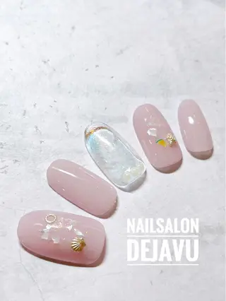 ネイル Nail salon Dejavu 🌿のネイルデザイン