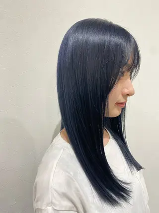 セミロング カラー 𝐘𝐮𝐤𝐢 ベージュ系カラーのヘアスタイル