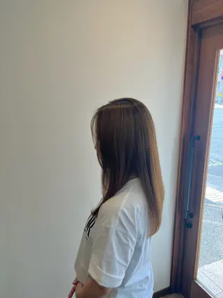 セミロング 金岡 碧のヘアスタイル