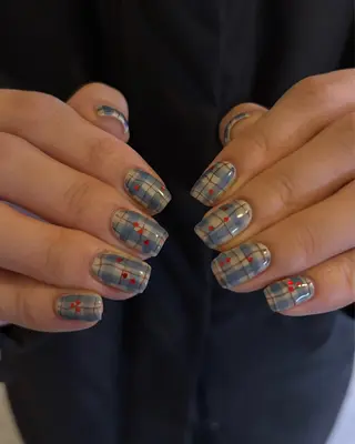 ネイル Noël 新宿南口 Hanaのネイルデザイン