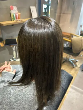 セミロング 金澤 七海のヘアスタイル