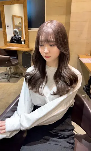 セミロング カラー レイヤー×艶髪特化 マネージャー安藤光司のヘアスタイル