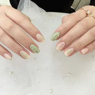 ネイル Elegancia. Hiromiのネイルデザイン