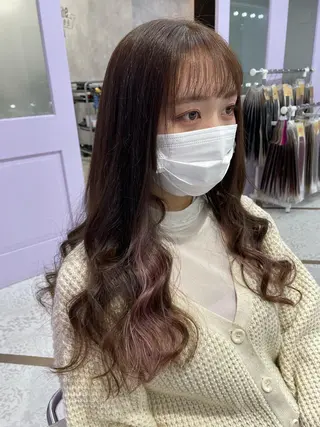 ロング Cielro/ダブル カラー/西田咲希のヘアスタイル