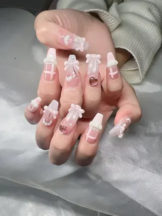 ネイル Lee Nailsのネイルデザイン
