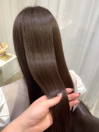 ロング 福本 梓のヘアスタイル