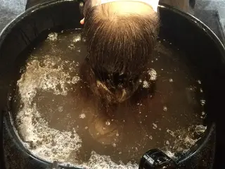 ミディアム カラー 髪の病院  ルーミールームのヘアスタイル
