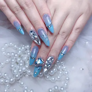 ネイル M🌷nail 長さだし専門店のネイルデザイン