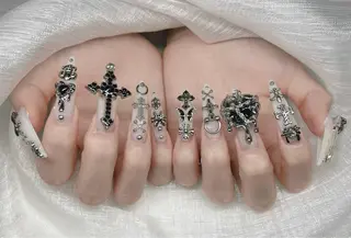 ネイル Lee Nailsのネイルデザイン