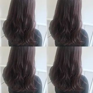 セミロング カラー 小栗 麻衣のヘアスタイル