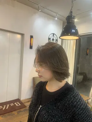 カラー ブリーチカラー／ 銀座／秋葉香乃のヘアスタイル