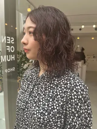ミディアム パーマ ミヤギ リュウキのヘアスタイル