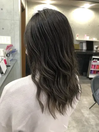 セミロング REVE美容室 REVEマツエクのヘアスタイル
