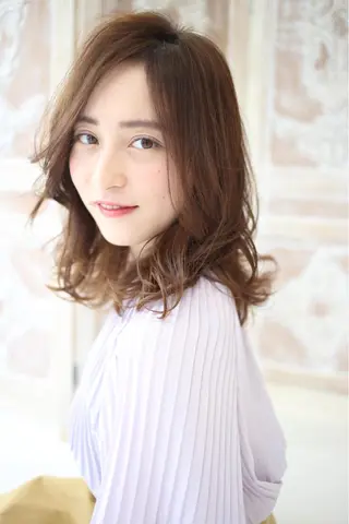 ミディアム パーマ 三島 崇嗣のヘアスタイル