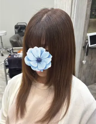 ロング 加藤 優子のヘアスタイル