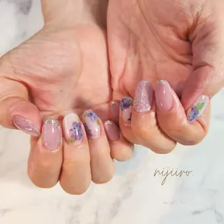 ネイル nijiiro🌈 サトウのネイルデザイン