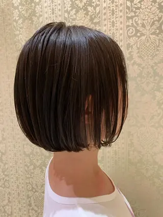 ショート 高槻裕二 ショートボブ縮毛矯正のヘアスタイル