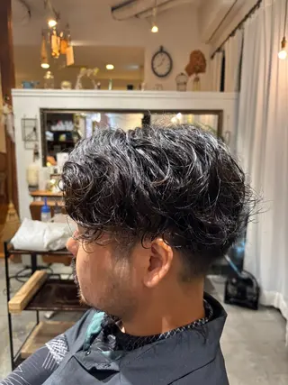 ショート パーマ メンズ トリコヘアサロン 新井千智のヘアスタイル