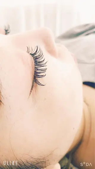 マツエク・マツパ 中村 眞歩のヘアスタイル