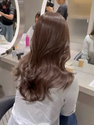 カラー ゆうま/ 抜け感艶カラーのヘアスタイル