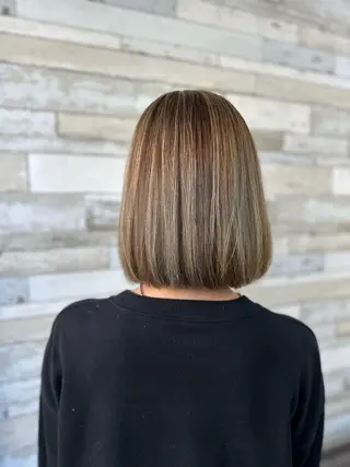 ミディアム B-W ⭐️MIKIのヘアスタイル