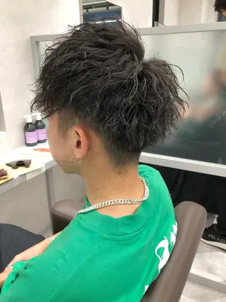 ショート カラー パーマ メンズ 関西センターパート メンズモデル募集のヘアスタイル