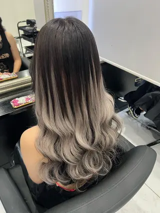 ロング YUDU🍊 germe/ジェルムのヘアスタイル