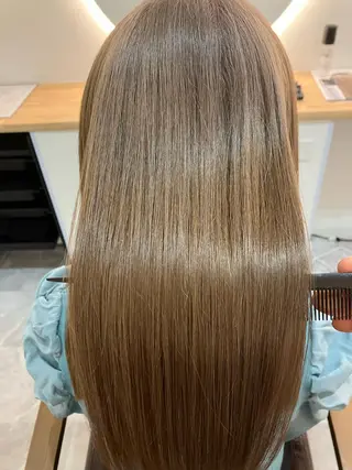 ロング カラー ヘアアレンジ キッズ 横浜関内髪質改善 re:Magoのヘアスタイル