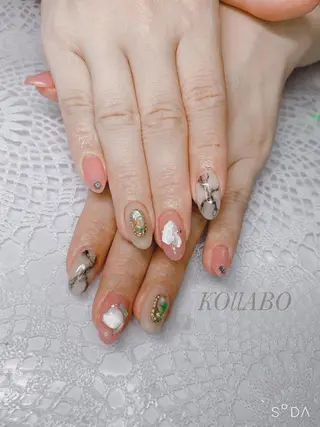 ネイル KOLLABO nailのネイルデザイン