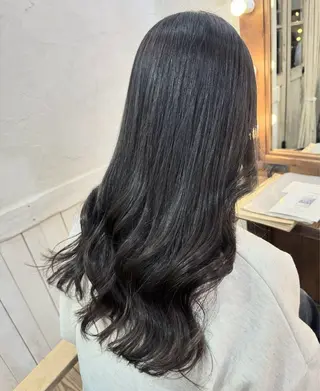 ロング 大橋 彩芽のヘアスタイル