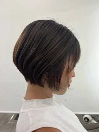 ショート 【北千住】🌈韓国風 レイヤー✨小顔カットのヘアスタイル