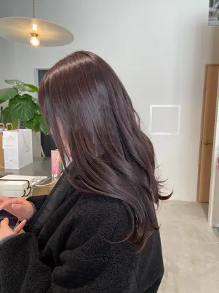 ロング 石川 瑠琉のヘアスタイル