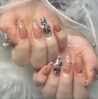 ネイル Hin Nail Salonのネイルデザイン