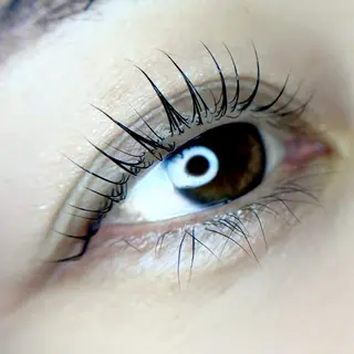 マツエク・マツパ HUR-RAH Haruyoの眉毛・アイブロウイメージ