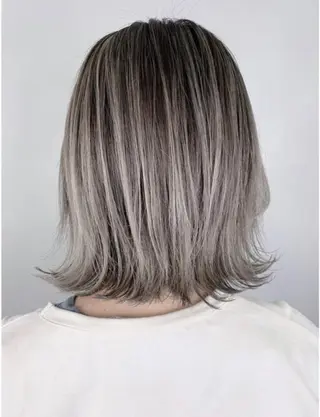 ショート カラー ケアブリーチ 黒瀬有汰のヘアスタイル
