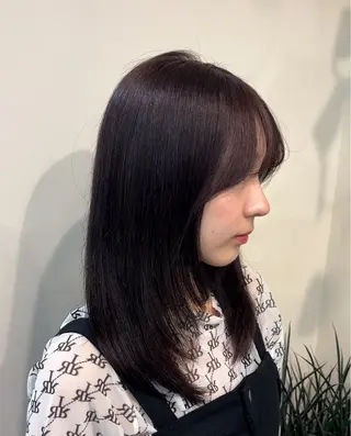 ロング カラー 小山 綾奈 ロングカットのヘアスタイル