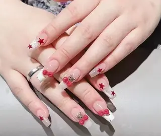 ネイル 里奈 Nailのネイルデザイン