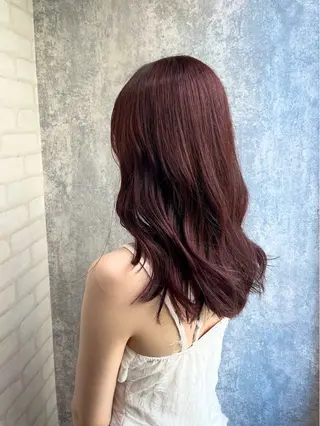 セミロング カラー 詩乃🎀ピンク 暖色系🫧レイヤーのヘアスタイル