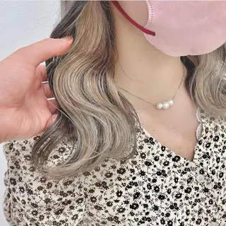 ミディアム カラー 韓国スタイル🇰🇷 トレンドレイヤー🪡のヘアスタイル