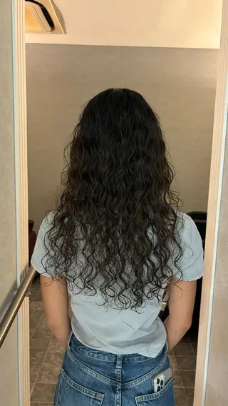 ロング パーマ shoko/ 海外ガール風パーマのヘアスタイル